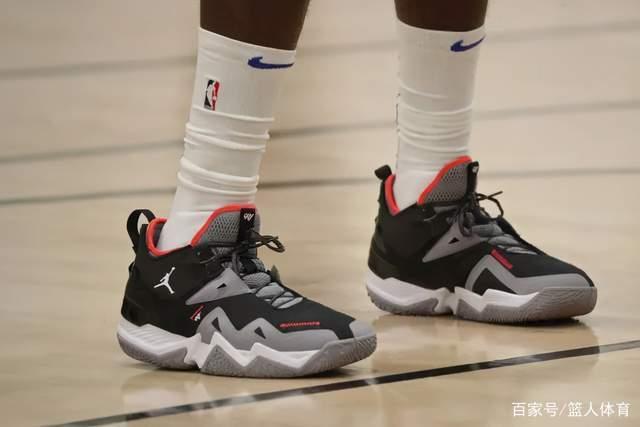 NBA彩经：状态出色势均力敌 尼克斯客场力拼马刺